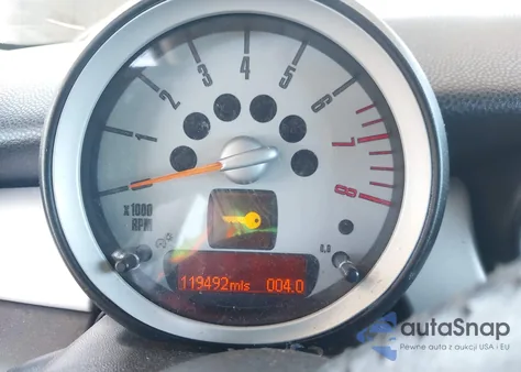 2010 Mini Cooper Clubman from USA, damaged, VIN WMWML3C57ATX36724